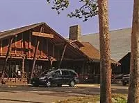 Lake Lodge Cabins Hotel