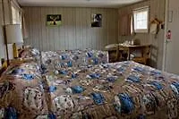 Lake Lodge Cabins Hotel